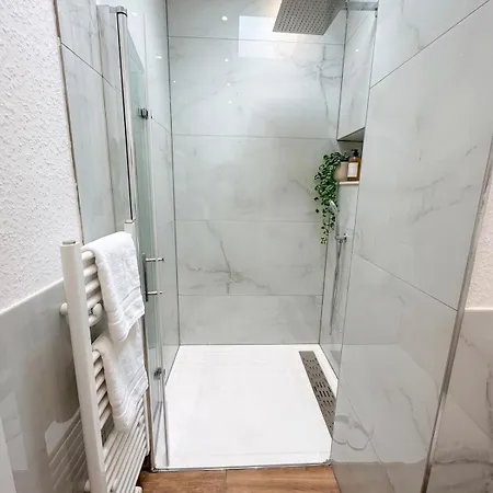 아파트 Gross & Modern - Dein Zuhause Im Herzen Duesseldorfs *